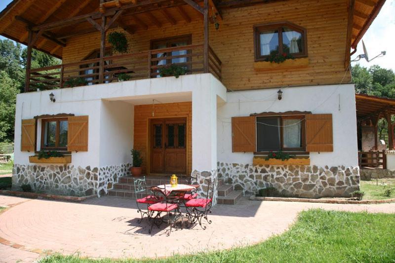 Gasthaus Maria Borlova Dış mekan fotoğraf